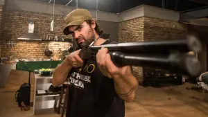 Задник до фильму"Еверлі" #335213