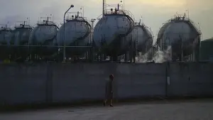 Задник до фильму"Червона пустеля" #775092