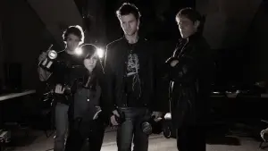 Задник до фильму"Шукачі могил" #293089