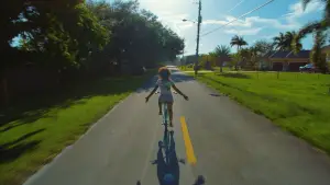 Задник до фильму"Хвилі" #733175