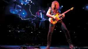 Задник до фильму"Metallica: Крізь неможливе" #386500