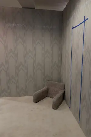 Постер до фильму"Backrooms: Залаштунки" #814936