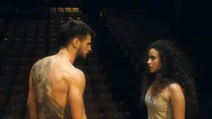 Задник до фильму"Божественні" #747438