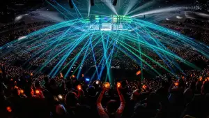 Задник до фильму"Ado - WORLD TOUR 2025 “Hibana” @Kia Center" #806951