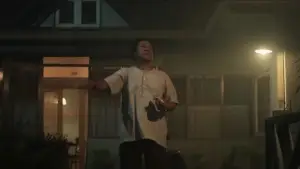 Задник до фильму"Sosok Ketiga: Lintrik" #781073