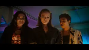 Задник до фильму"Sam Wants Her Sweater Back" #778084