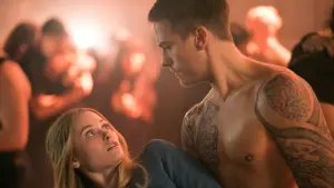 Задник до фильму"Моє прекрасне нещастя" #278019