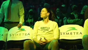 Задник до фильму"Sue Bird: In the Clutch" #789449