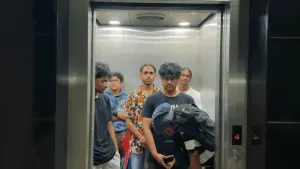 Відео до фільму CONCRETE DOGS | CONCRETE DOGS