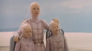 Задник до фильму"Людина, яка впала на Землю" #289012