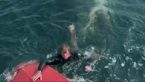 Задник до фильму"Щелепи" #768195