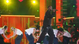 Задник до фильму"Le Grand Concert de la Francophonie célèbre Jean-Jaques Goldman" #782983