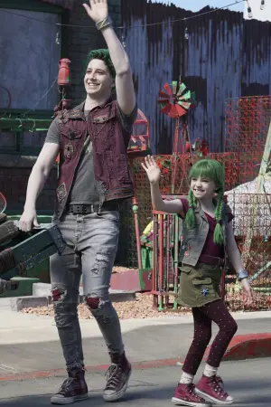 Постер до фильму"З-О-М-Б-І 2" #207367