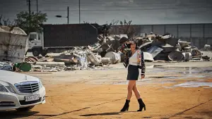 Задник до фильму"Звірі, які чіпляються за соломинку" #338657