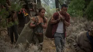 Задник до фильму"Розкрадачка гробниць: Лара Крофт" #319597