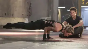 Задник до фильму"На межі майбутнього" #588467