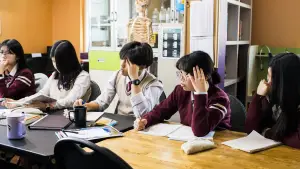 Задник до фильму"School for Defectors" #773443