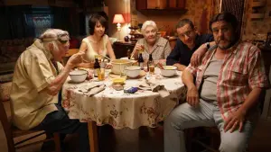 Задник до фильму"Від сім’ї не втечеш" #415152