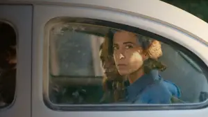 Задник до фильму"Я досі тут" #572675