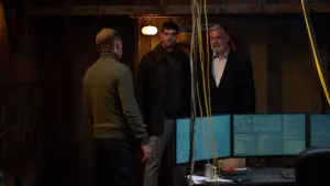 Задник до фильму"Код «Чорна канарка»" #622889