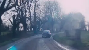 Задник до фильму"Примарна нитка" #671737