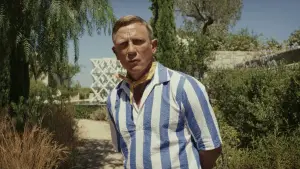 Задник до фильму"Ножі наголо: Скляна цибуля" #592481