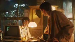 Задник до фильму"Αγαπούσε τα Λουλούδια Περισσότερο" #785514