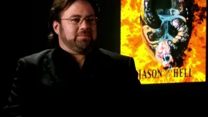 Задник до фильму"Спогади Кристал Лейк: Повна історія фільмів «П’ятниця 13-те»" #418204