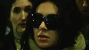 Задник до фильму"Момент" #516620