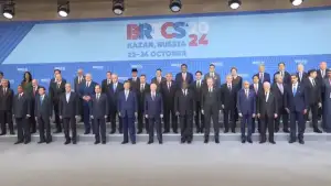 Задник до фильму"Les Empires contre-attaquent" #800568