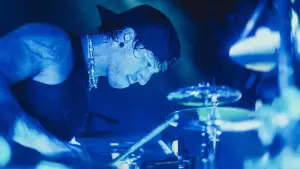 Задник до фильму"Twenty One Pilots: More Than We Ever Imagined" #767553