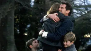 Задник до фильму"Евелін" #695428