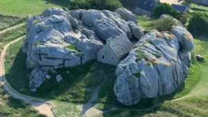 Задник до фильму"Finistère, ces Bretons du bout du monde" #777330