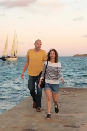 Постер до фильму"Sous le vent des Marquises" #755584