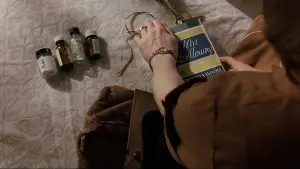 Задник до фильму"Години" #695194