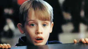 Задник до фильму"Сам удома 2: Загублений у Нью-Йорку" #567441