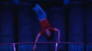 Задник до фильму"Незламний" #526310