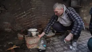 Задник до фильму"20 днів у Маріуполі" #430131