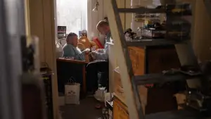 Задник до фильму"Henri" #802567