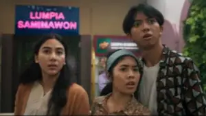 Задник до фильму"Sosok Ketiga: Lintrik" #781072