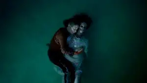 Задник до фильму"Поверни її мені" #548141