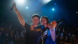 Задник до фильму"California Schemin