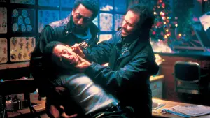 Задник до фильму"Біжи і не озирайся" #421252