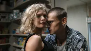 Задник до фильму"Хочу зараз" #654345