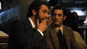 Задник до фильму"Секрет у їхніх очах" #489037