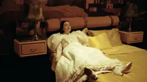 Задник до фильму"Бідолашні створіння" #311391