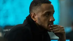 Задник до фильму"Код «Чорна канарка»" #622910