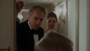 Задник до фильму"Примарна нитка" #671799