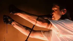 Задник до фильму"Twenty One Pilots: More Than We Ever Imagined" #767529