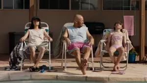 Задник до фильму"In the Summers" #760057